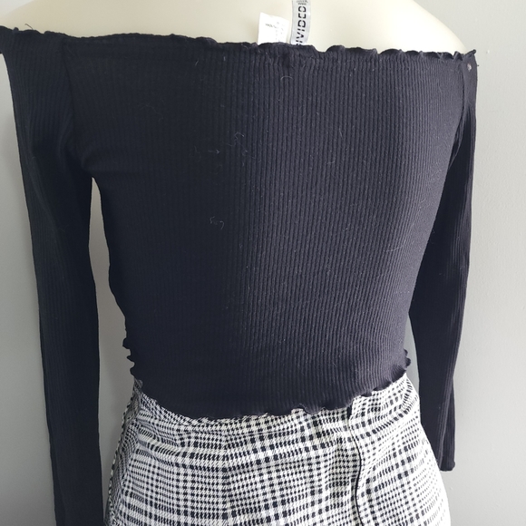 Aus L H&M Divided Black Ribbed Off Shoulder Long Sleeve Crop Top - Picture 11 of 16